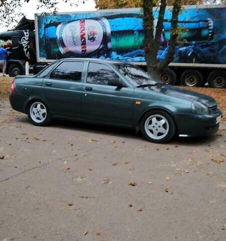 Зеленый ВАЗ 2170 Priora, объемом двигателя 1.6 л и пробегом 300 тыс. км за 2600 $, фото 4 на Automoto.ua