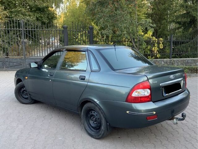 Зеленый ВАЗ 2170 Priora, объемом двигателя 1.6 л и пробегом 188 тыс. км за 2500 $, фото 15 на Automoto.ua