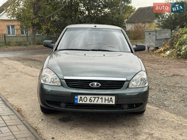 Зелений ВАЗ 2170 Priora, об'ємом двигуна 1.6 л та пробігом 199 тис. км за 2300 $, фото 1 на Automoto.ua