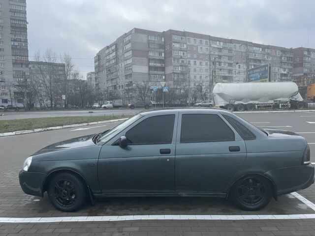 Зелений ВАЗ 2170 Priora, об'ємом двигуна 1.6 л та пробігом 307 тис. км за 2500 $, фото 1 на Automoto.ua