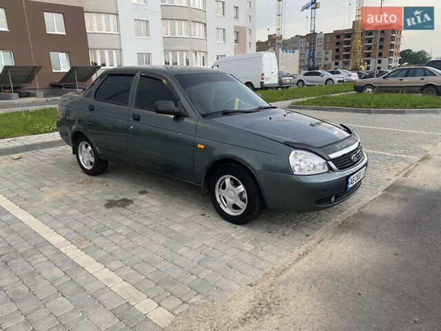 Зеленый ВАЗ 2170 Priora, объемом двигателя 1.6 л и пробегом 119 тыс. км за 2550 $, фото 1 на Automoto.ua