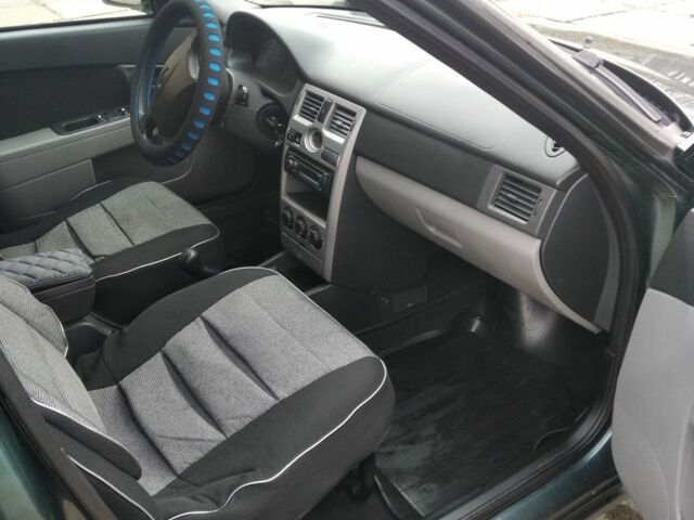 ВАЗ 2170 Priora 2008 в Конотопе на Automoto.ua Зеленый ВАЗ 2170 Priora, объемом двигателя 1.6 л и пробегом 151 тыс. км за 2850 $, фото 6 на Automoto.ua