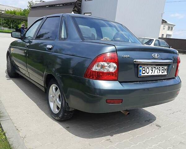 Зеленый ВАЗ 2170 Priora, объемом двигателя 1.6 л и пробегом 179 тыс. км за 1800 $, фото 3 на Automoto.ua