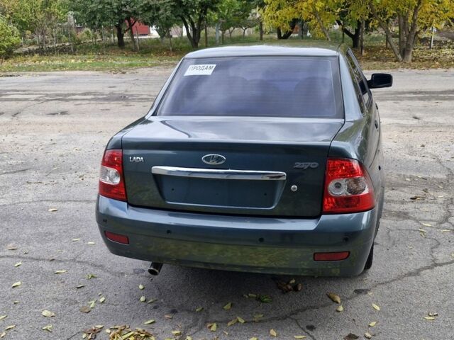 ВАЗ 2170 Priora 2008 в Никополе на Automoto.ua Зеленый ВАЗ 2170 Priora, объемом двигателя 1.6 л и пробегом 168 тыс. км за 2400 $, фото 6 на Automoto.ua