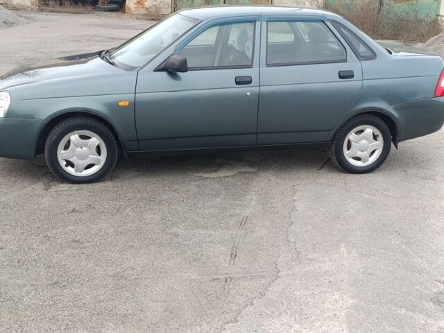 Зеленый ВАЗ 2170 Priora, объемом двигателя 1.6 л и пробегом 85 тыс. км за 2500 $, фото 3 на Automoto.ua