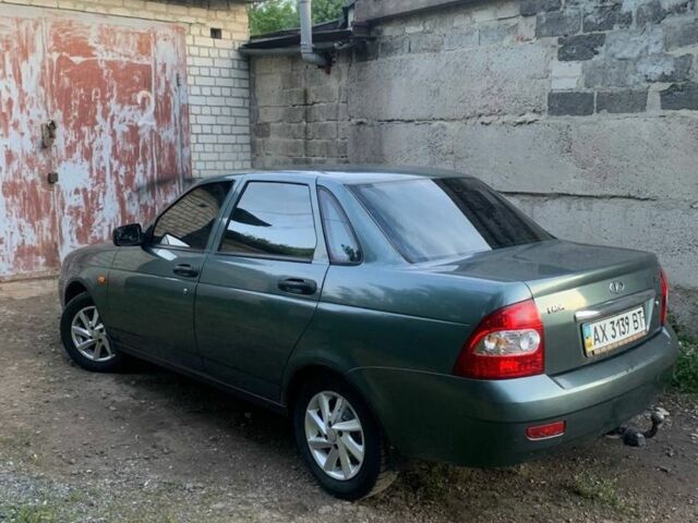 Зеленый ВАЗ 2170 Priora, объемом двигателя 1.6 л и пробегом 130 тыс. км за 2500 $, фото 1 на Automoto.ua