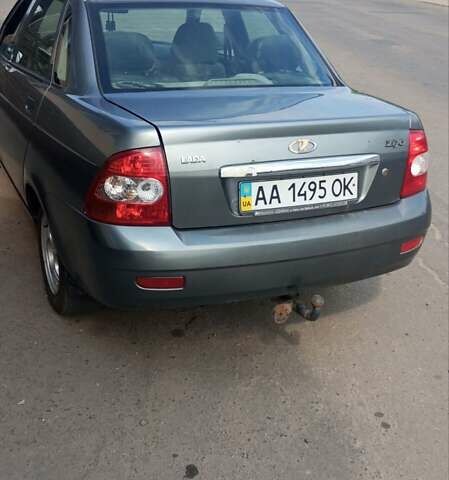 Зеленый ВАЗ 2170 Priora, объемом двигателя 1.6 л и пробегом 355 тыс. км за 2100 $, фото 5 на Automoto.ua