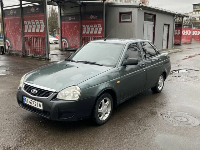 Зеленый ВАЗ 2170 Priora, объемом двигателя 1.6 л и пробегом 220 тыс. км за 2300 $, фото 1 на Automoto.ua