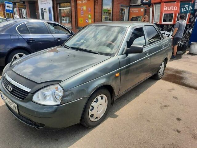 Зеленый ВАЗ 2170 Priora, объемом двигателя 1.6 л и пробегом 230 тыс. км за 2300 $, фото 1 на Automoto.ua