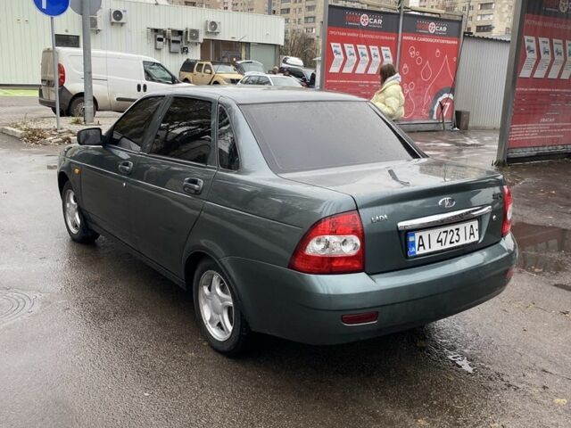 Зеленый ВАЗ 2170 Priora, объемом двигателя 1.6 л и пробегом 220 тыс. км за 2300 $, фото 5 на Automoto.ua