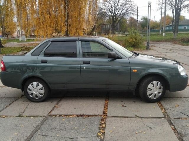 ВАЗ 2170 Priora 2008 в Конотопе на Automoto.ua Зеленый ВАЗ 2170 Priora, объемом двигателя 1.6 л и пробегом 151 тыс. км за 2850 $, фото 4 на Automoto.ua