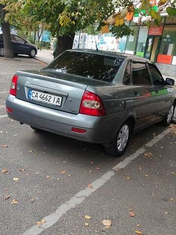 Зеленый ВАЗ 2170 Priora, объемом двигателя 1.6 л и пробегом 265 тыс. км за 2100 $, фото 6 на Automoto.ua