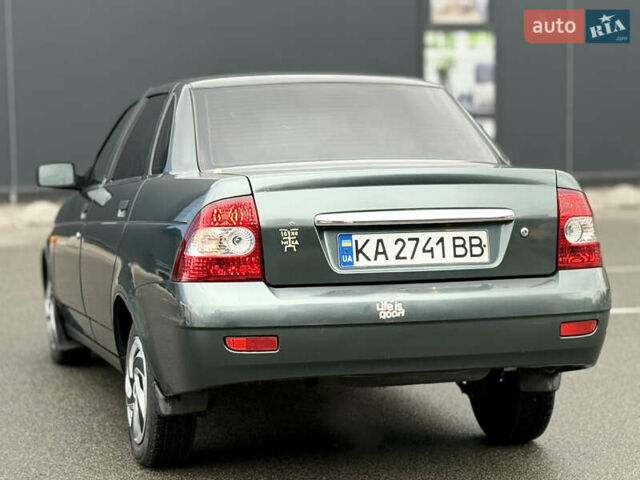 Зеленый ВАЗ 2170 Priora, объемом двигателя 1.6 л и пробегом 136 тыс. км за 2900 $, фото 7 на Automoto.ua