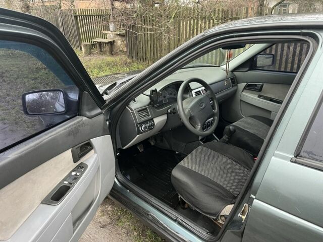 Зелений ВАЗ 2170 Priora, об'ємом двигуна 1.6 л та пробігом 235 тис. км за 2500 $, фото 5 на Automoto.ua