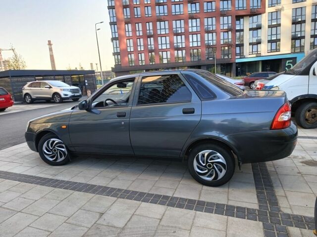 Зелений ВАЗ 2170 Priora, об'ємом двигуна 1.6 л та пробігом 136 тис. км за 3300 $, фото 4 на Automoto.ua