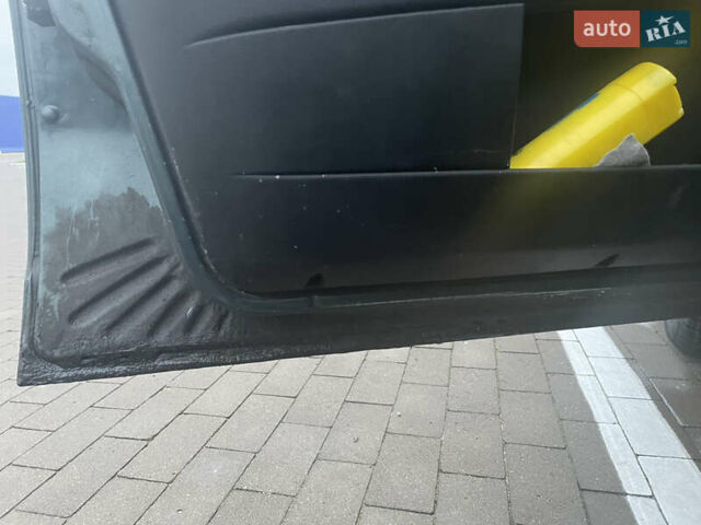 Зелений ВАЗ 2170 Priora, об'ємом двигуна 1.6 л та пробігом 306 тис. км за 2500 $, фото 7 на Automoto.ua