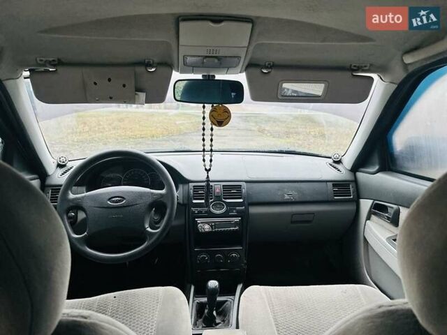 Зеленый ВАЗ 2170 Priora, объемом двигателя 1.6 л и пробегом 240 тыс. км за 1700 $, фото 3 на Automoto.ua