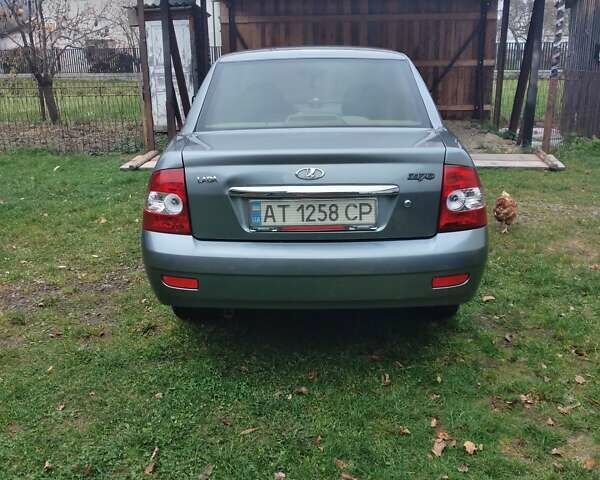 Зеленый ВАЗ 2170 Priora, объемом двигателя 1.6 л и пробегом 51 тыс. км за 2900 $, фото 1 на Automoto.ua