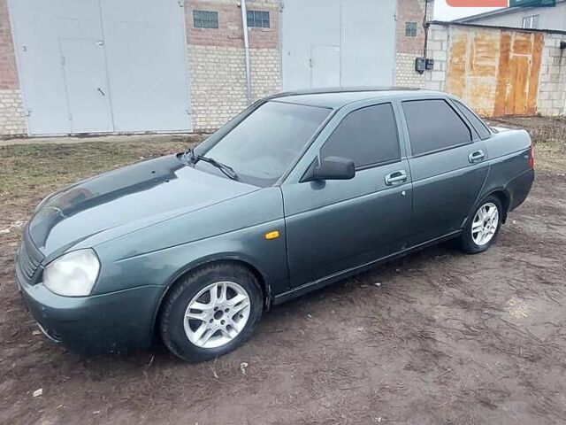 Зеленый ВАЗ 2170 Priora, объемом двигателя 1.6 л и пробегом 233 тыс. км за 3000 $, фото 3 на Automoto.ua