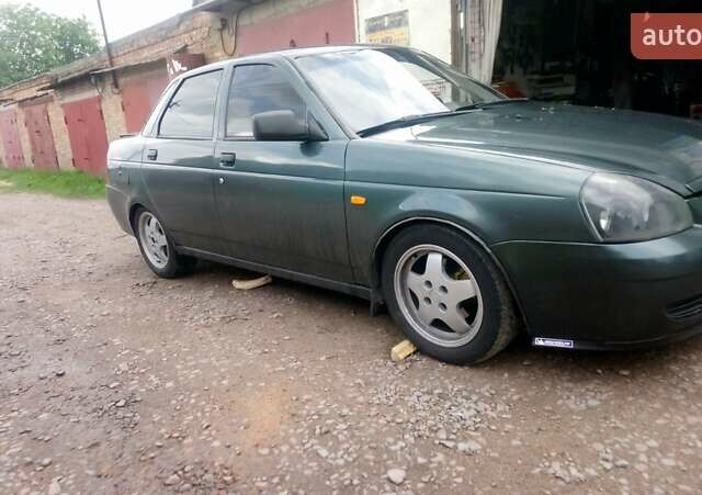 Зеленый ВАЗ 2170 Priora, объемом двигателя 1.6 л и пробегом 300 тыс. км за 2600 $, фото 12 на Automoto.ua