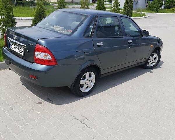 Зеленый ВАЗ 2170 Priora, объемом двигателя 1.6 л и пробегом 179 тыс. км за 1800 $, фото 1 на Automoto.ua