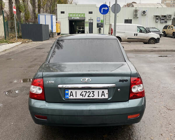 Зеленый ВАЗ 2170 Priora, объемом двигателя 1.6 л и пробегом 220 тыс. км за 2300 $, фото 4 на Automoto.ua