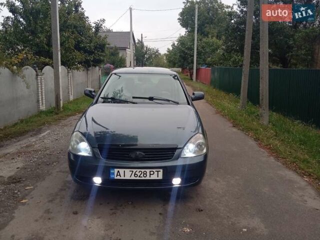 Зеленый ВАЗ 2170 Priora, объемом двигателя 1.6 л и пробегом 270 тыс. км за 2500 $, фото 4 на Automoto.ua