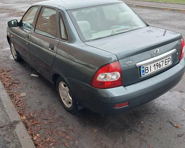 Зеленый ВАЗ 2170 Priora, объемом двигателя 1.6 л и пробегом 220 тыс. км за 2900 $, фото 1 на Automoto.ua