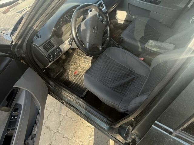 ВАЗ 2170 Priora 2008 в Синельниковом на Automoto.ua Зеленый ВАЗ 2170 Priora, объемом двигателя 1.6 л и пробегом 200 тыс. км за 3000 $, фото 4 на Automoto.ua