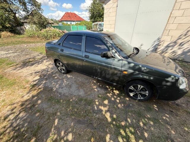 Зеленый ВАЗ 2170 Priora, объемом двигателя 1.6 л и пробегом 185 тыс. км за 1900 $, фото 2 на Automoto.ua