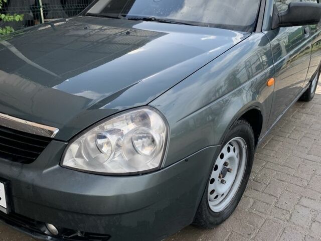 Зеленый ВАЗ 2170 Priora, объемом двигателя 1.6 л и пробегом 2 тыс. км за 2700 $, фото 1 на Automoto.ua