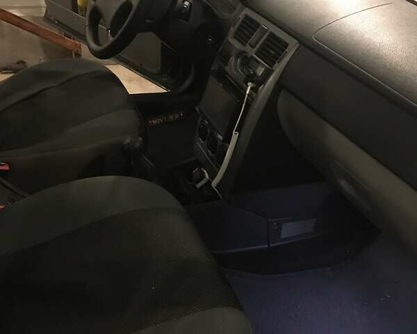 Зеленый ВАЗ 2170 Priora, объемом двигателя 1.6 л и пробегом 146 тыс. км за 3500 $, фото 5 на Automoto.ua
