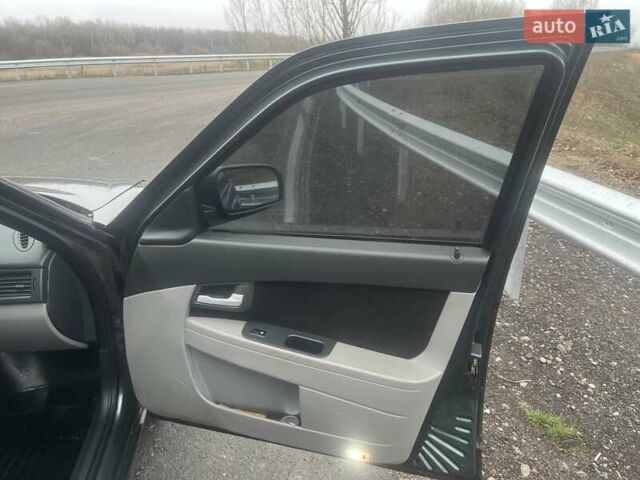 Зелений ВАЗ 2170 Priora, об'ємом двигуна 1.6 л та пробігом 137 тис. км за 3550 $, фото 3 на Automoto.ua