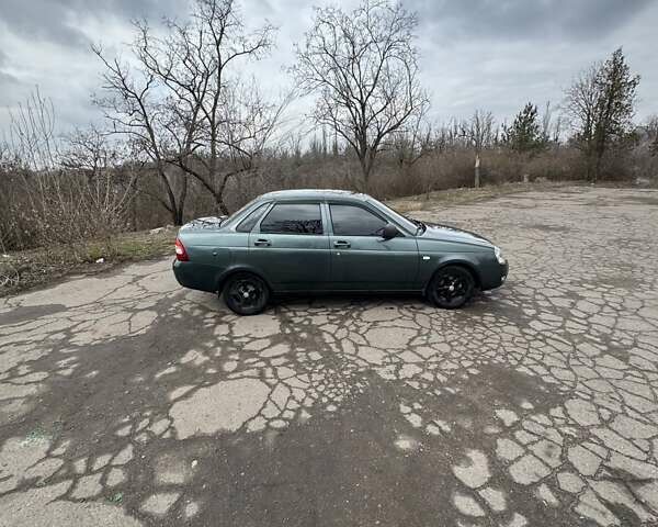 Зеленый ВАЗ 2170 Priora, объемом двигателя 1.6 л и пробегом 214 тыс. км за 2900 $, фото 6 на Automoto.ua