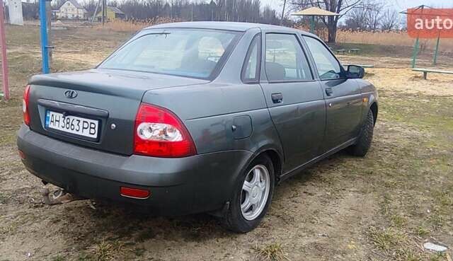 Зелений ВАЗ 2170 Priora, об'ємом двигуна 1.6 л та пробігом 268 тис. км за 3650 $, фото 6 на Automoto.ua