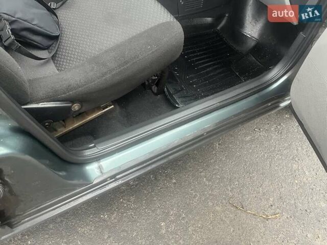 Зелений ВАЗ 2170 Priora, об'ємом двигуна 1.6 л та пробігом 137 тис. км за 3550 $, фото 10 на Automoto.ua