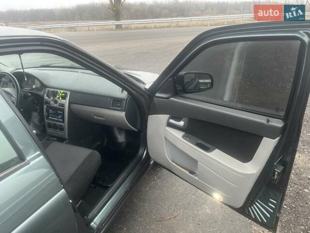 Зелений ВАЗ 2170 Priora, об'ємом двигуна 1.6 л та пробігом 137 тис. км за 3550 $, фото 11 на Automoto.ua