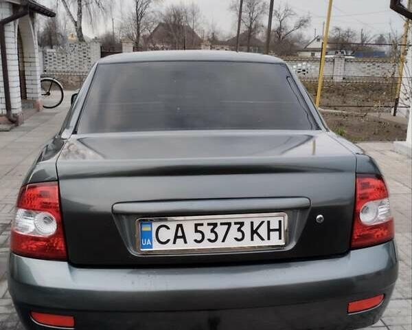 Зеленый ВАЗ 2170 Priora, объемом двигателя 1.6 л и пробегом 280 тыс. км за 2800 $, фото 4 на Automoto.ua