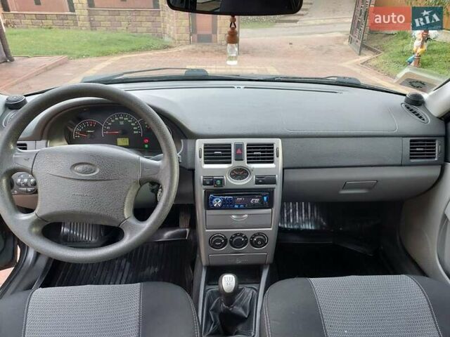 Зеленый ВАЗ 2170 Priora, объемом двигателя 1.6 л и пробегом 115 тыс. км за 3650 $, фото 11 на Automoto.ua