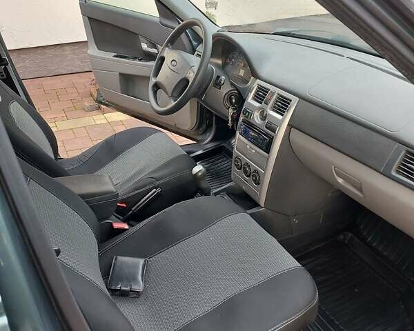 Зеленый ВАЗ 2170 Priora, объемом двигателя 1.6 л и пробегом 115 тыс. км за 3650 $, фото 10 на Automoto.ua