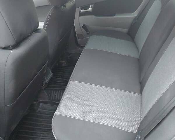 Зеленый ВАЗ 2170 Priora, объемом двигателя 1.6 л и пробегом 115 тыс. км за 3650 $, фото 9 на Automoto.ua