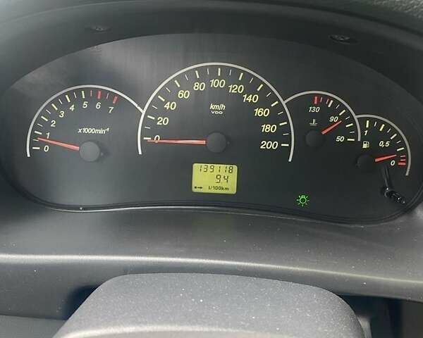 Зелений ВАЗ 2170 Priora, об'ємом двигуна 1.6 л та пробігом 142 тис. км за 3300 $, фото 5 на Automoto.ua