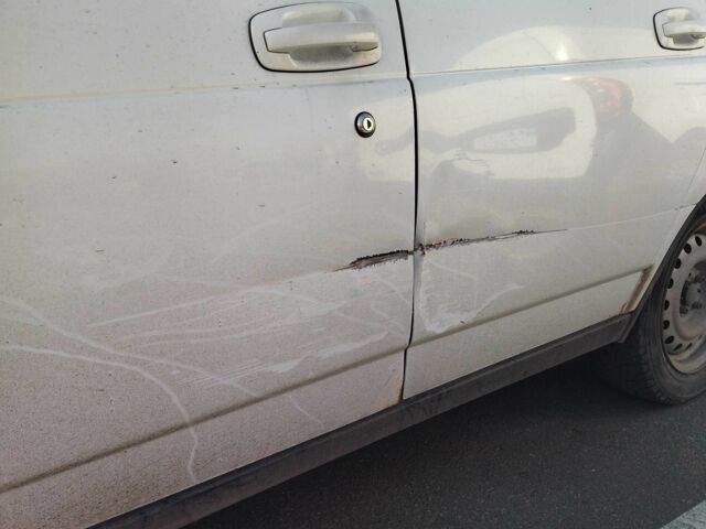 Білий ВАЗ 2171 Priora, об'ємом двигуна 1.6 л та пробігом 153 тис. км за 2791 $, фото 7 на Automoto.ua