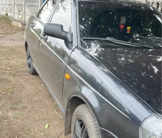 Черный ВАЗ 2171 Priora, объемом двигателя 1.6 л и пробегом 260 тыс. км за 3000 $, фото 3 на Automoto.ua