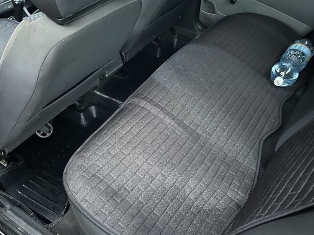 Черный ВАЗ 2171 Priora, объемом двигателя 1.6 л и пробегом 200 тыс. км за 2350 $, фото 7 на Automoto.ua