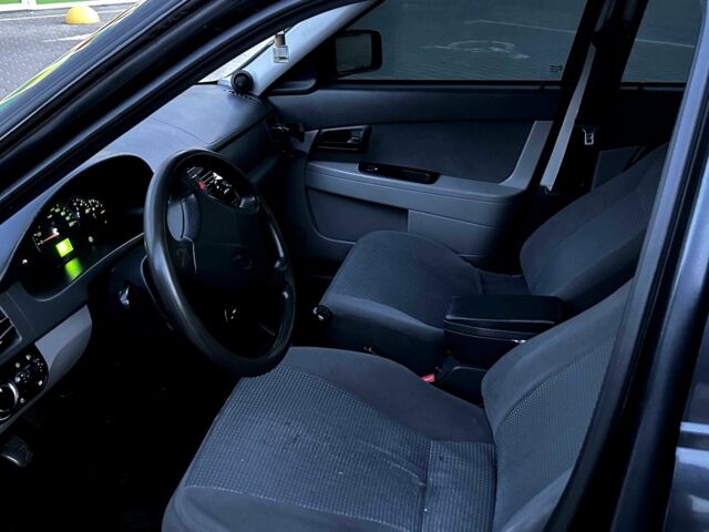 Черный ВАЗ 2171 Priora, объемом двигателя 1.6 л и пробегом 269 тыс. км за 2300 $, фото 7 на Automoto.ua