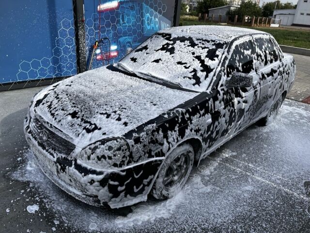 ВАЗ 2171 Priora 2008 в Вольногорске на Automoto.ua Черный ВАЗ 2171 Priora, объемом двигателя 1.6 л и пробегом 200 тыс. км за 2600 $, фото 2 на Automoto.ua