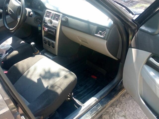 Черный ВАЗ 2171 Priora, объемом двигателя 1.6 л и пробегом 236 тыс. км за 1850 $, фото 5 на Automoto.ua