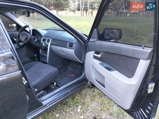 Чорний ВАЗ 2171 Priora, об'ємом двигуна 1.6 л та пробігом 207 тис. км за 2000 $, фото 9 на Automoto.ua