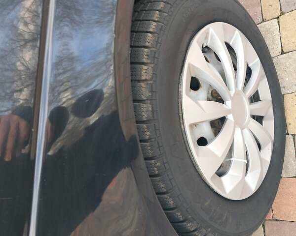 Черный ВАЗ 2171 Priora, объемом двигателя 1.6 л и пробегом 208 тыс. км за 2499 $, фото 10 на Automoto.ua